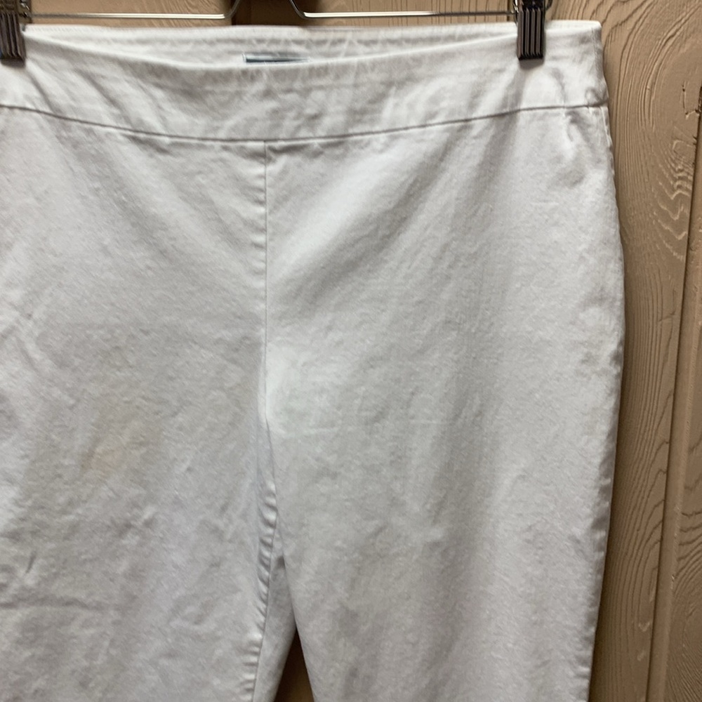 JM Collection Capris - Picture 5 of 12